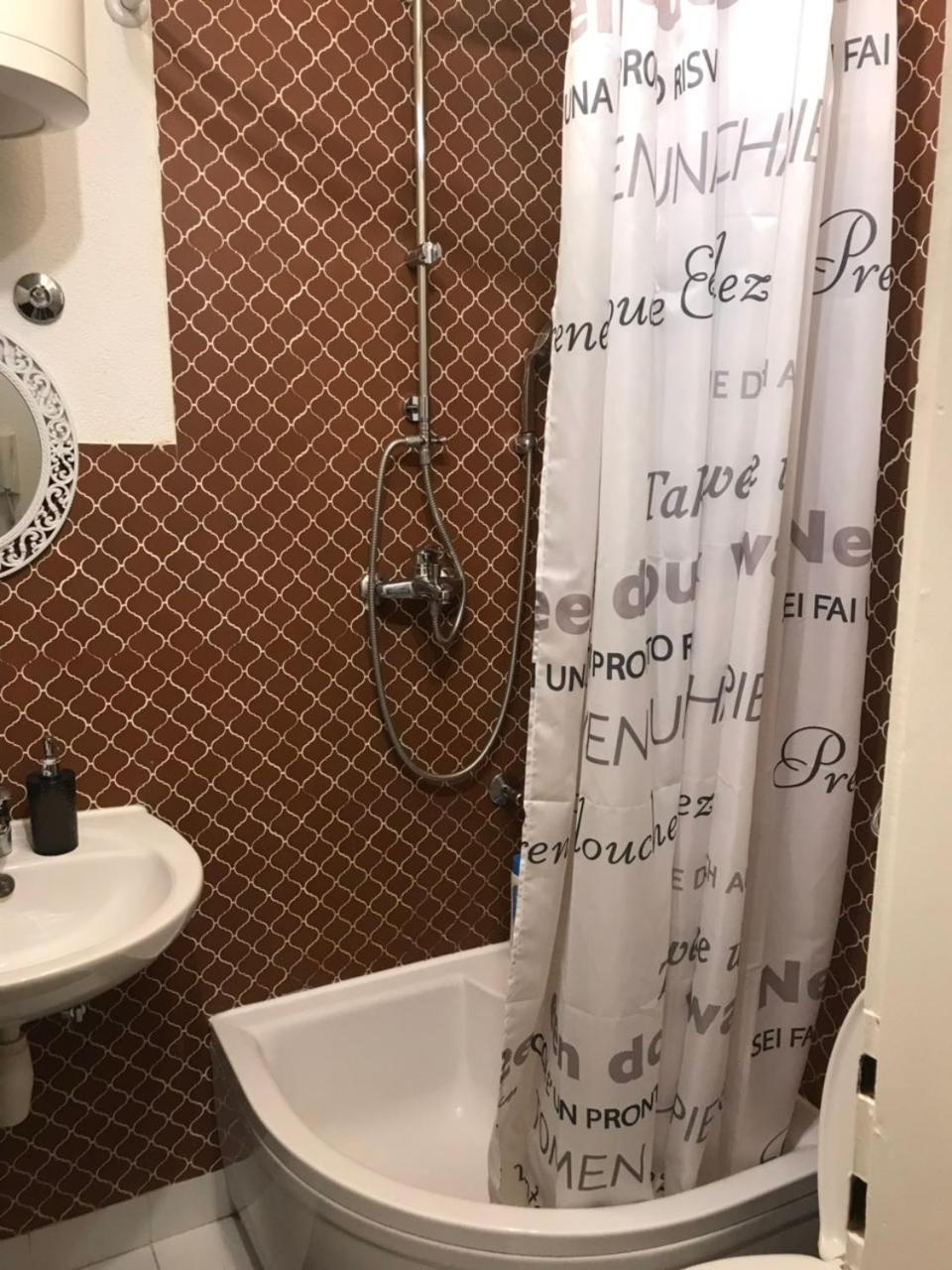 Studio Ella Apartment Sarajevo Ngoại thất bức ảnh